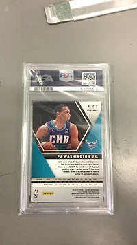 2019 Panini Mosaic 213 Pj Washington Jr. Green Mosaic PSA 9