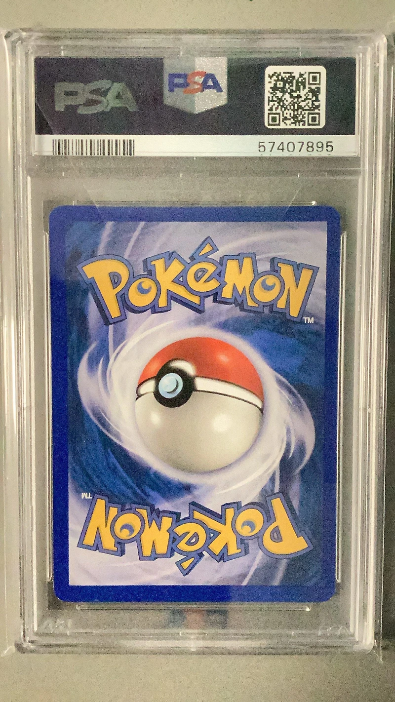 2002 Pokemon Expedition 112 Hoppip PSA
