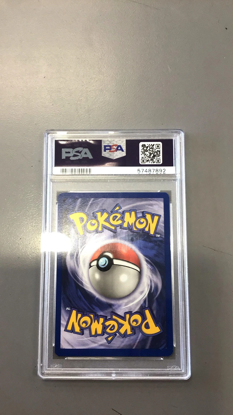 1999 Pokemon Jungle 40 Nidorina 1st Edition PSA 8