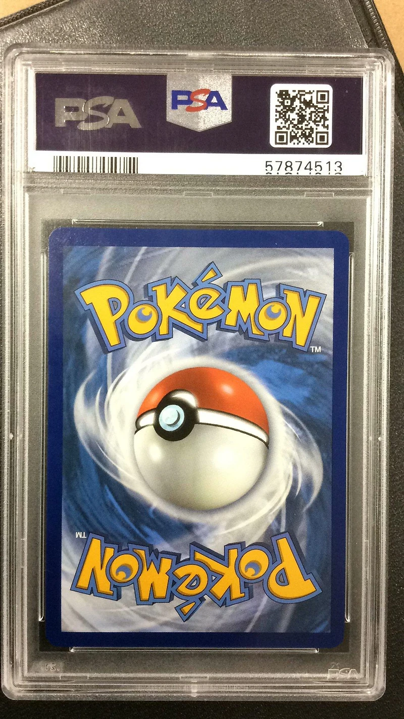 2020 Pokemon Sword & Shield Vivid Voltage 036 Galarian Darmanitan V PSA 10