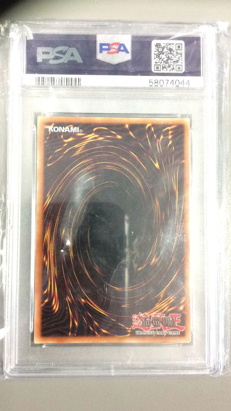 2013-2018 Yu-gi-oh! Legendary Collection Gameboard Edition En004 Blue PSA 8
