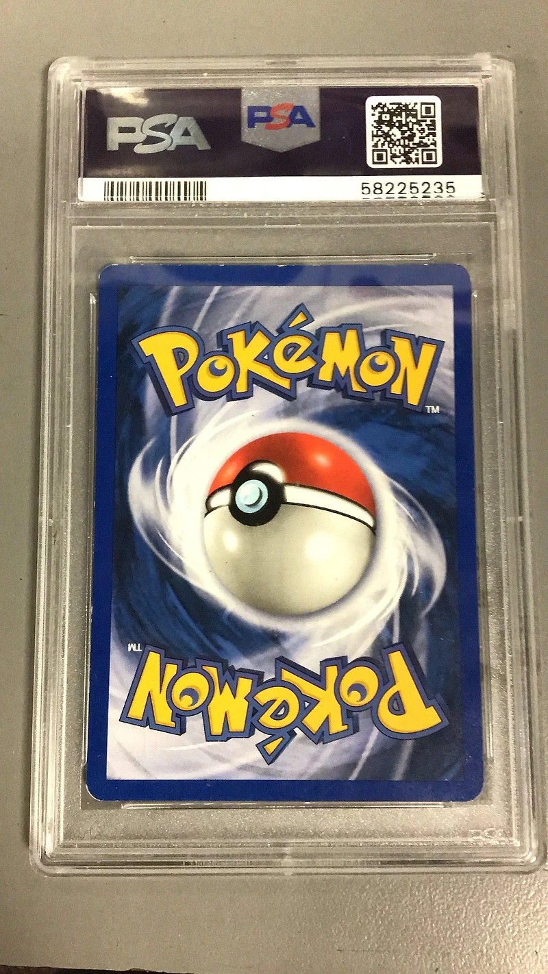 2000 Pokemon Neo Genesis 1st Edition 110 Psychic Energy PSA 8