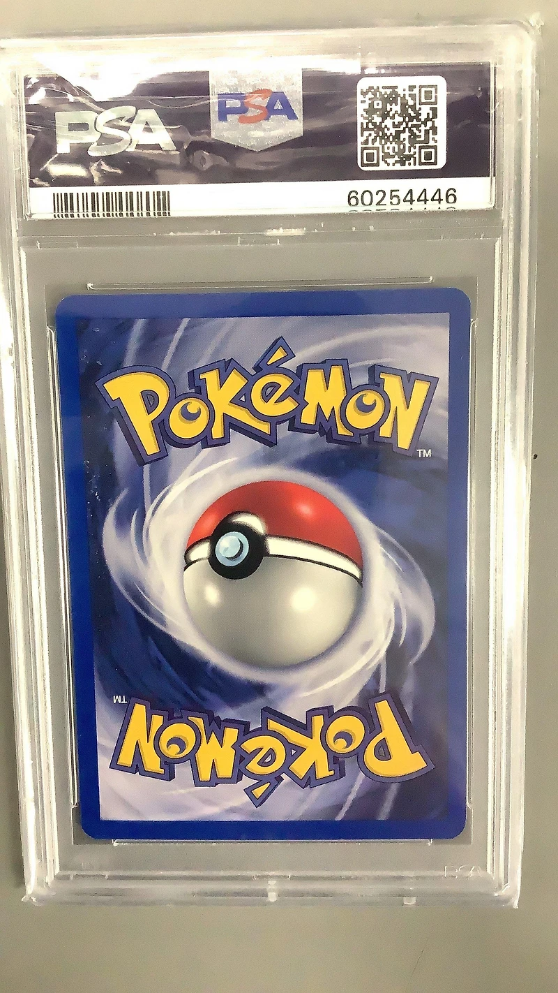 2000 Pokemon Gym Heroes 2 Brock's Rhydon Holo-1st Edition PSA 8
