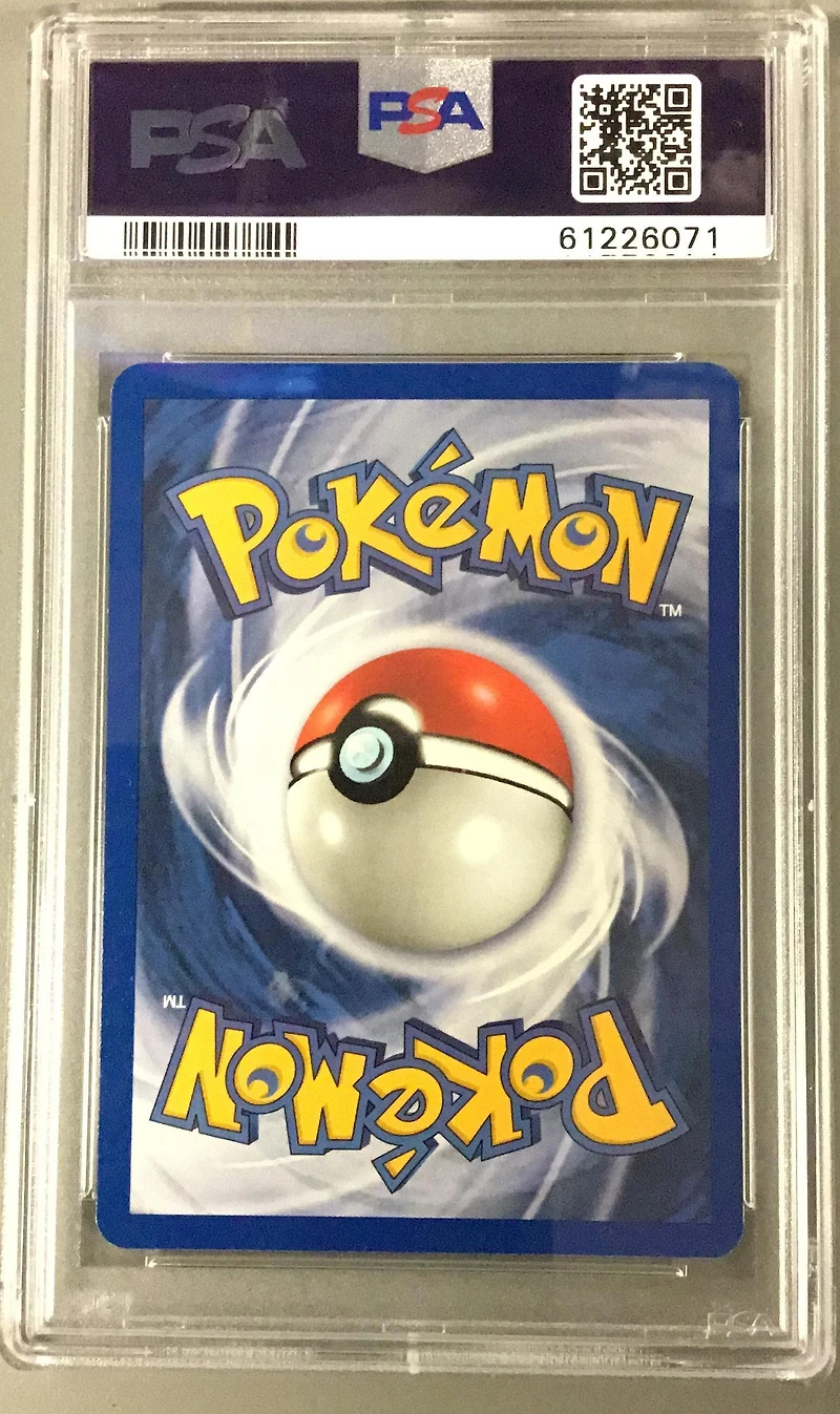 2000 Pokemon Neo Genesis 1st Edition 38 Lanturn PSA 10