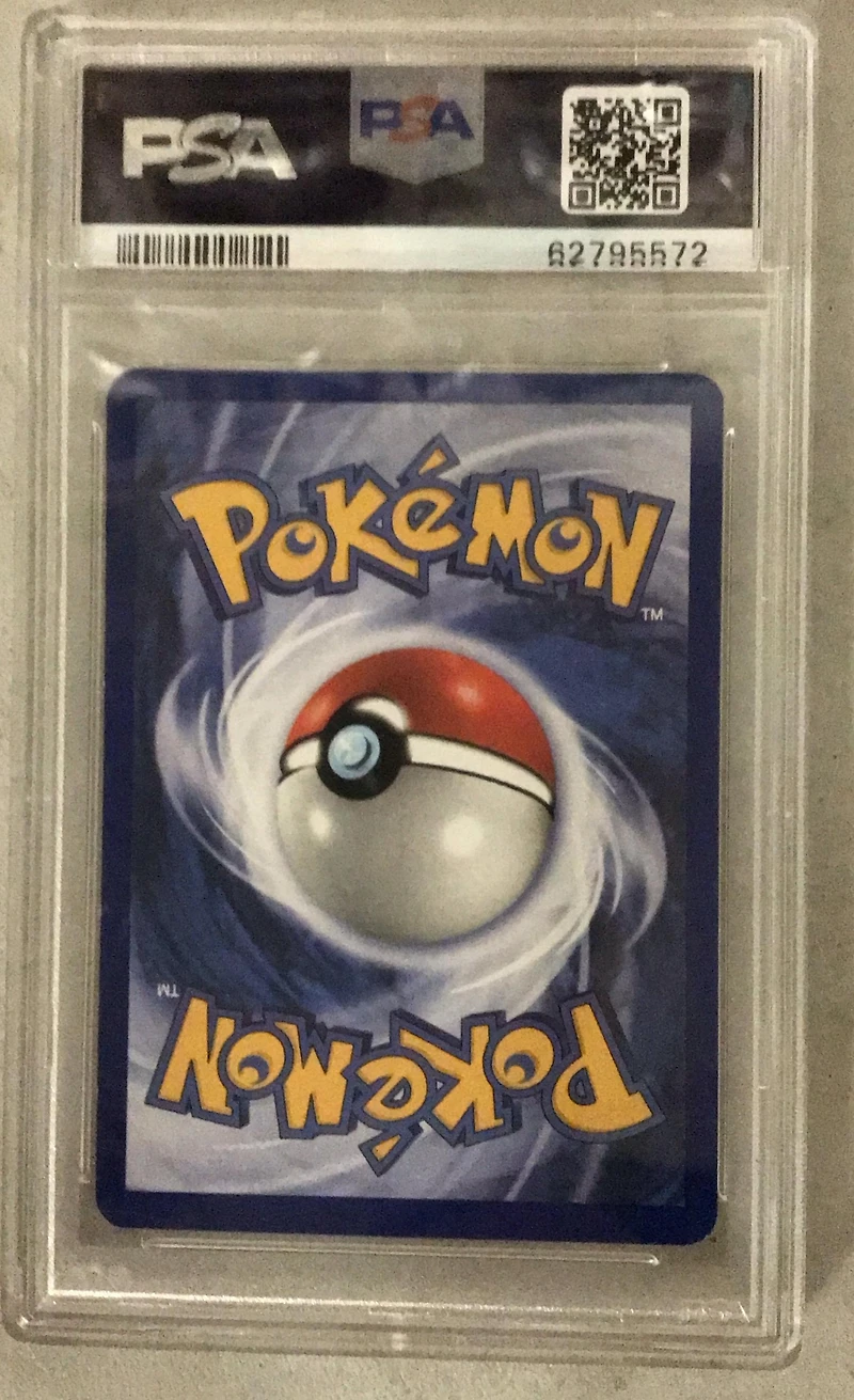2001 Pokemon Neo Discovery 47 Unown D PSA 9
