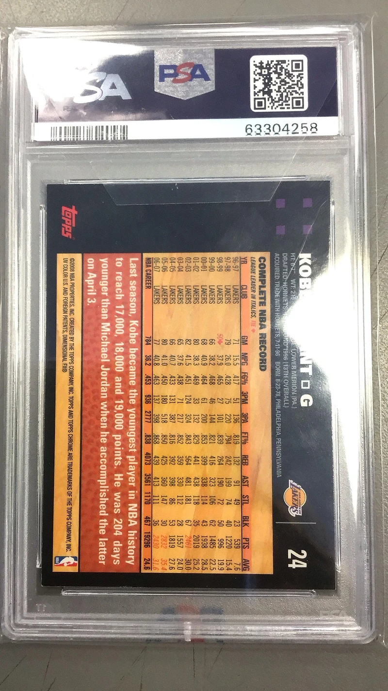 2007 Topps Chrome 24 Kobe Bryant PSA 9
