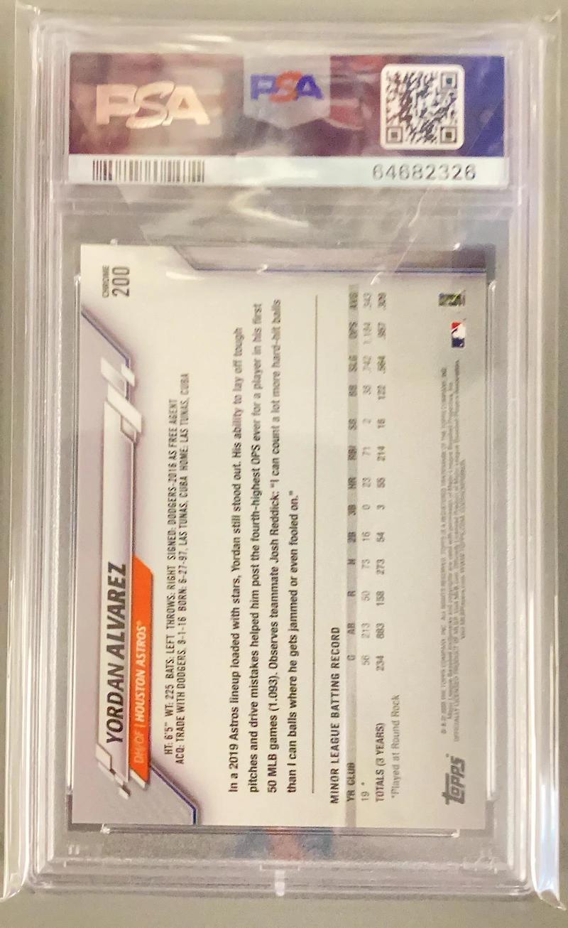 2020 Topps Chrome 200 Yordan Alvarez Sp PSA 10