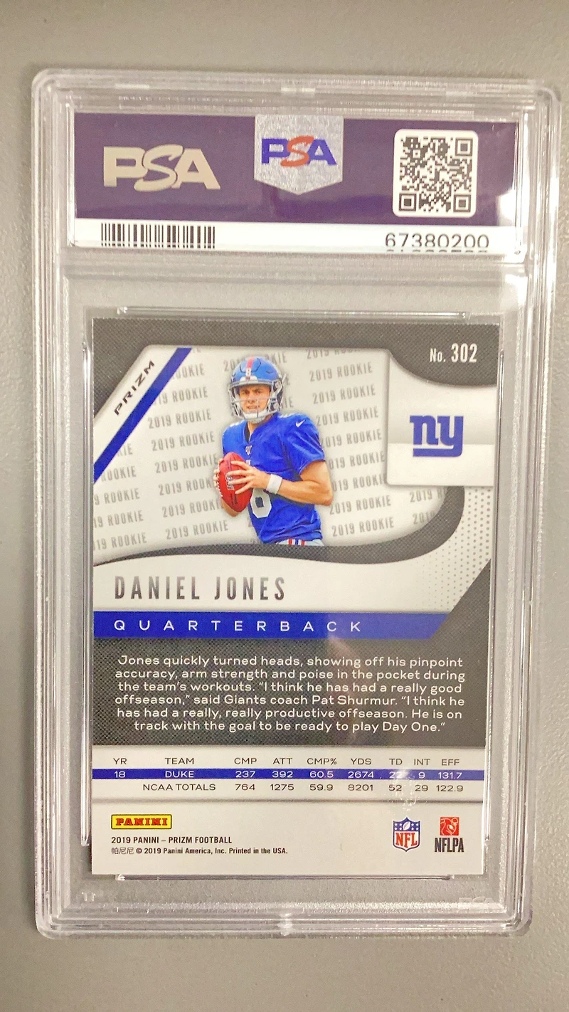 2019 Panini Prizm 302 Daniel Jones Disco Prizm PSA 10