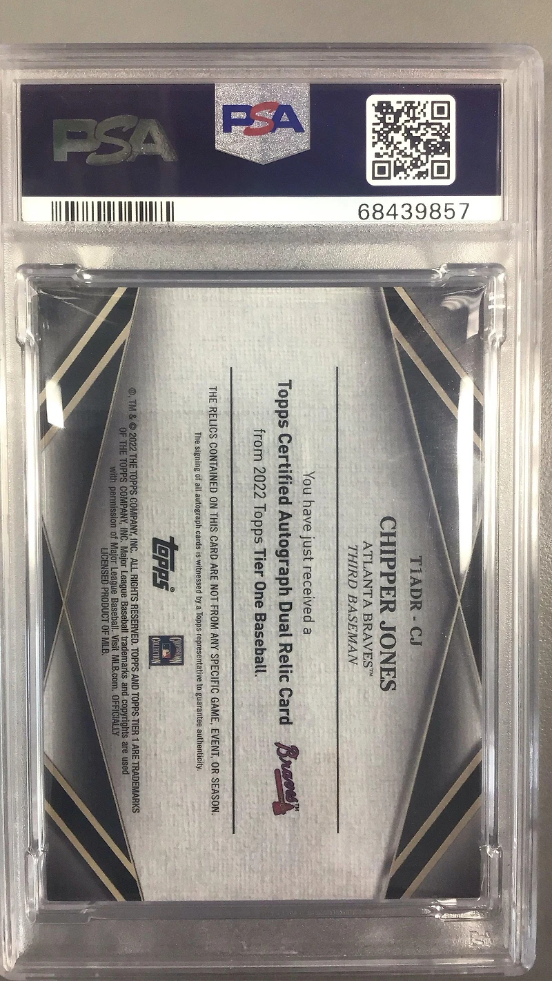 2022 Topps Tier One Autographed Tier One Relics T1arcj Chipper Jones Dual Patch PSA 10