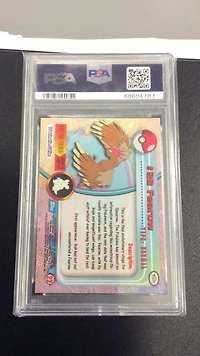 1999 Topps Pokemon Tv 22 Fearow Rainbow Foil PSA 8
