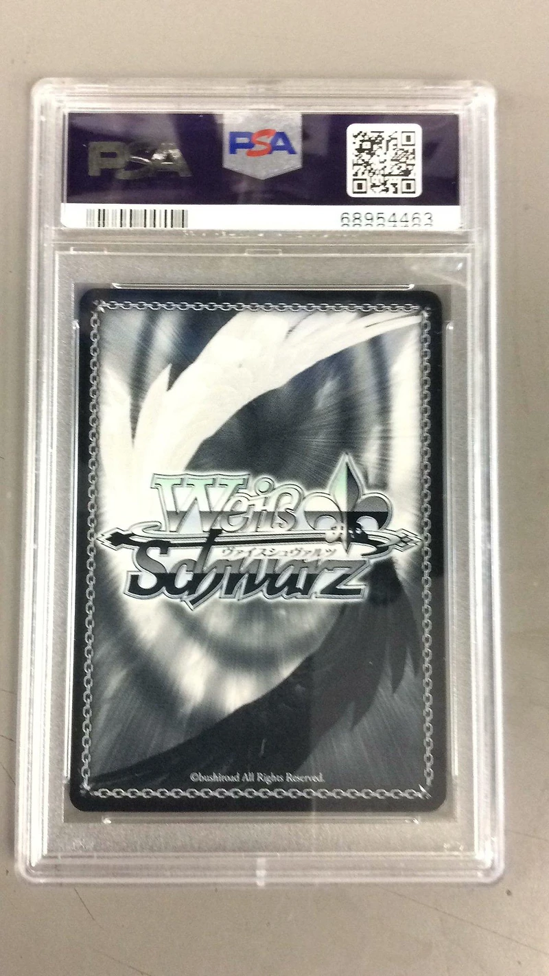 2017 Weiss Schwarz Attack On Titan Vol.2 E025 "silent Fury" Levi Green Signature PSA 10