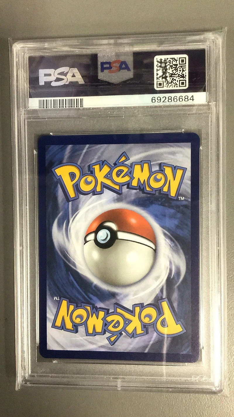 2021 Pokemon Celebrations Classic Collection 15 Claydol-holo PSA 9