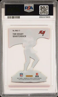 2021 Panini Chronicles Magnitude Mag-17 Tom Brady PSA 9