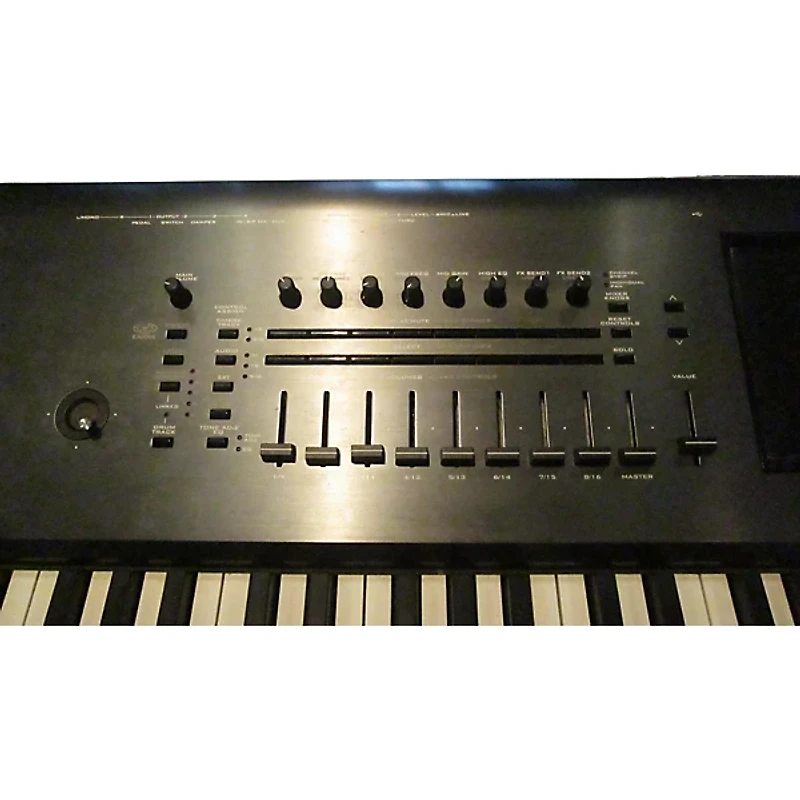 Used KORG Kronos X88 88 Key Keyboard Workstation