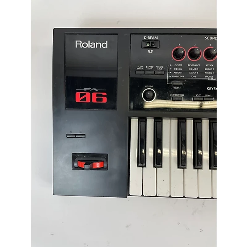 Used Roland Fantom Keyboard Workstation