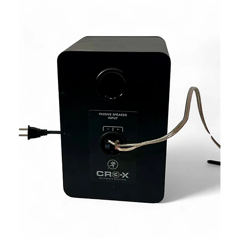 Used Mackie HR824 Pair Powered Monitor