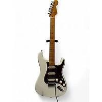 Used Fender American Ultra Stratocaster HSS White Solid Body Electric Guitar
