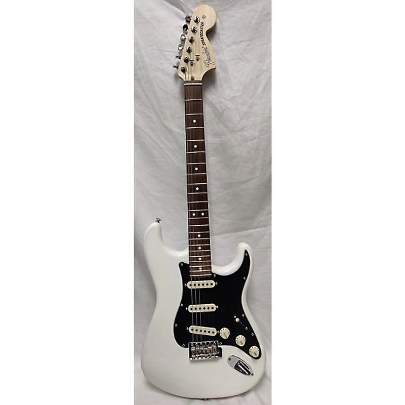 Used Fender American Performer Stratocaster SSS Arctic White Solid Body Electric Guitar