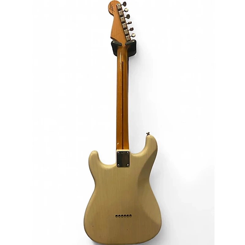 Used Fender Fender Custom Shop 1956 Stratocaster Journeyman Relic Aged White Blonde Solid Body Electric Guitar