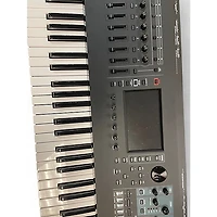 Used Roland Fantom Keyboard Workstation
