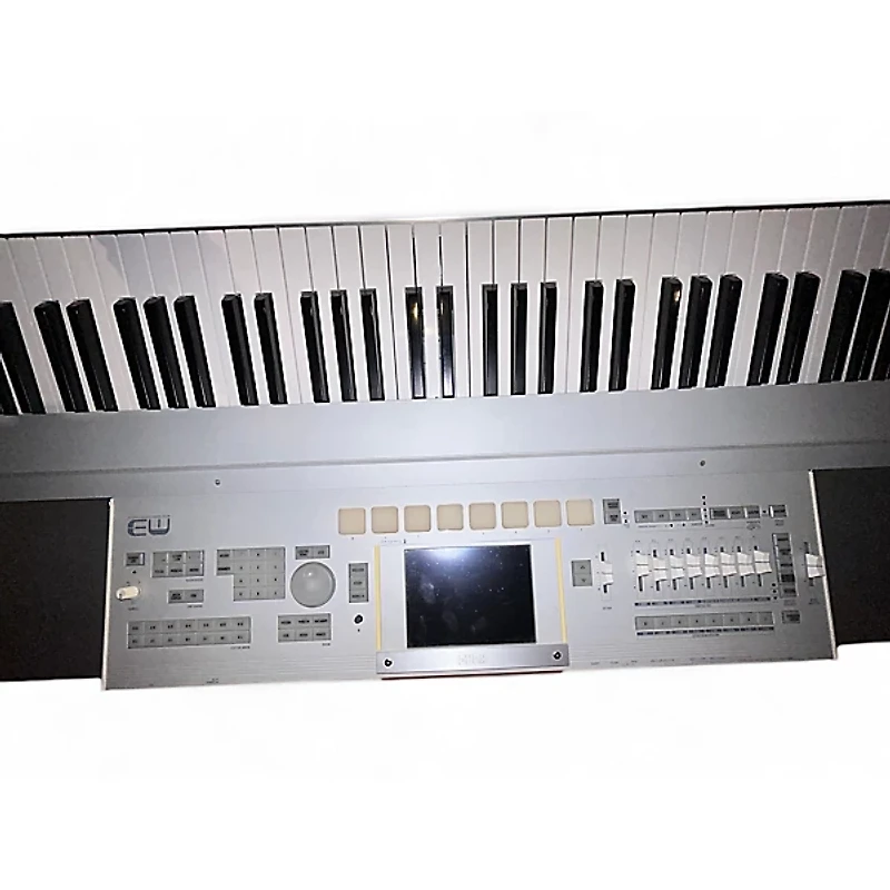 Used KORG M3 88 Key Keyboard Workstation