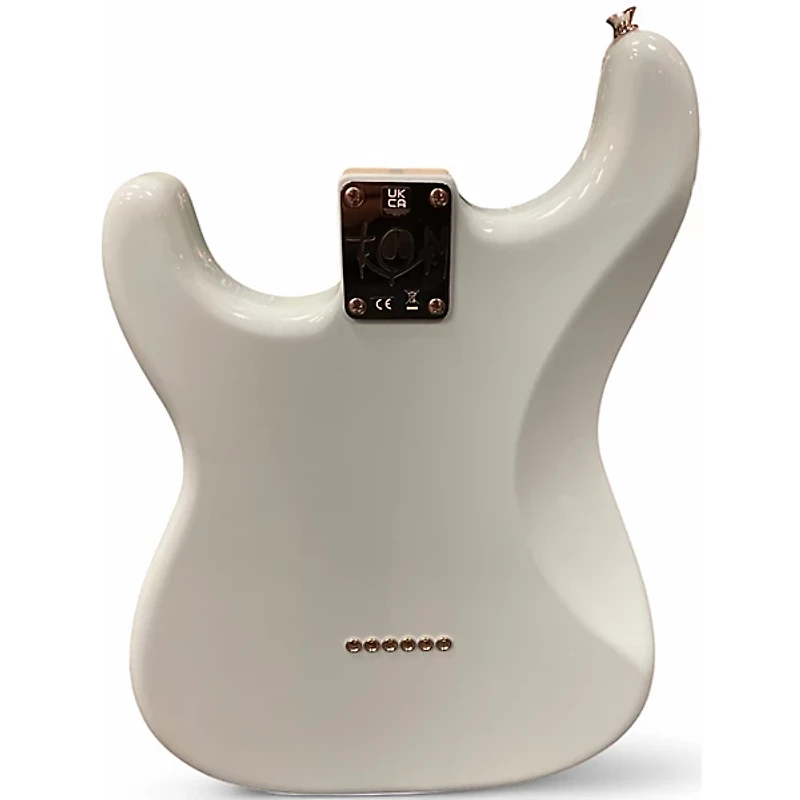 Used Fender Tom Delonge Signature Stratocaster Daphne Blue Solid Body Electric Guitar