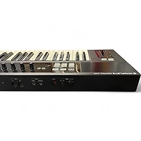 Used Native Instruments Komplete Kontrol S49 MIDI Controller