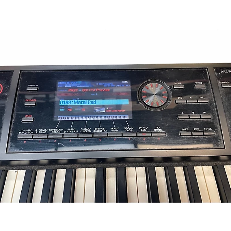 Used Roland Fantom 08 Keyboard Workstation