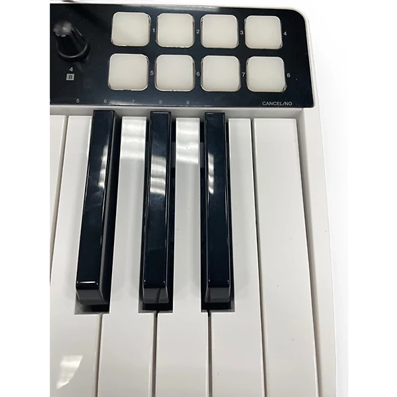Used IK Multimedia IRIG Keys I/O MIDI Controller