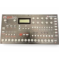 Used Elektron Analog Four Tabletop Synthesizer Synthesizer
