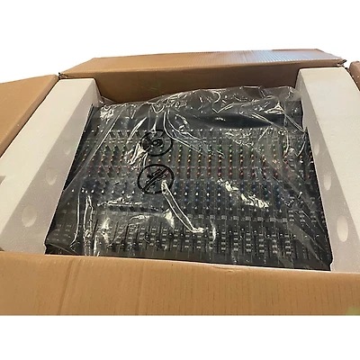 Used Mackie 3204VLZ4 Unpowered Mixer