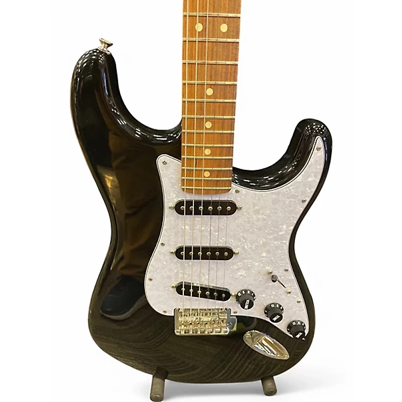 Used Fender STRATOCASTER Black Solid Body Electric Guitar