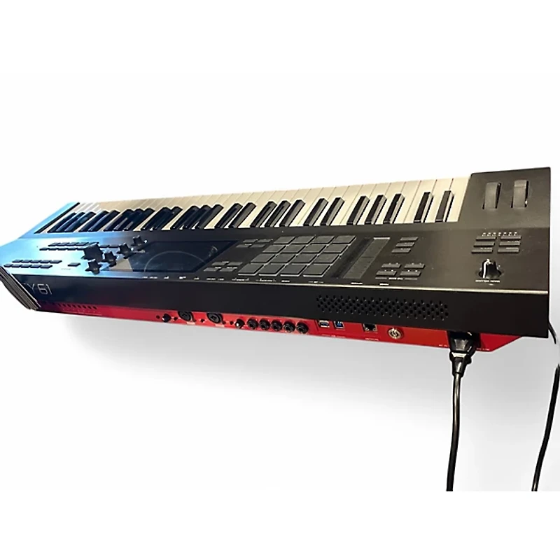 Used Akai Professional MPC Key 61 Keyboard Workstation