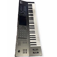 Used Akai Professional MPC Key 61 Keyboard Workstation
