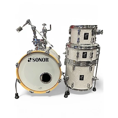 Used SONOR 4 Piece AQ2 SAFARI WHITE MARINE PEARL Drum Kit