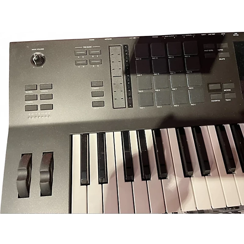 Used Akai Professional MPC Key 61 Keyboard Workstation