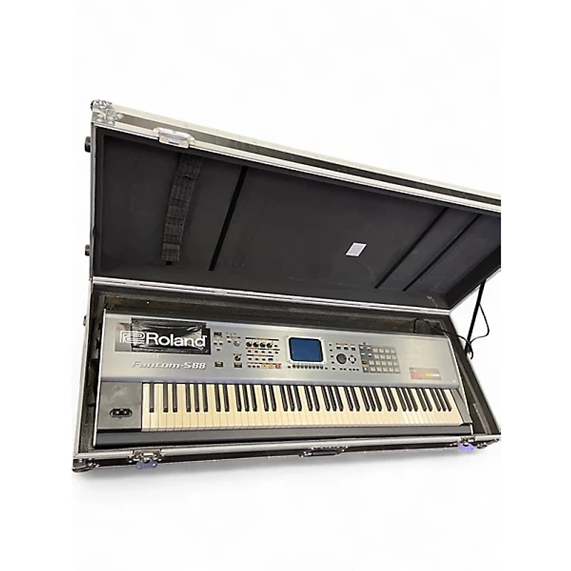 Used Roland fantom s88 Keyboard Workstation