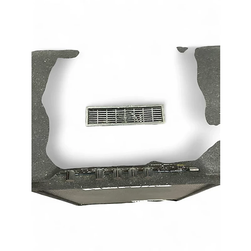 Used Hartke KICKBACK 15 Bass Combo Amp