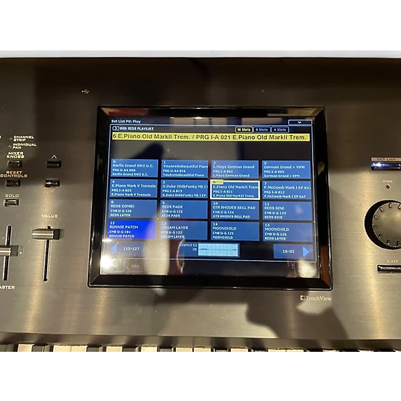 Used KORG Kronos X73 73 Key Keyboard Workstation