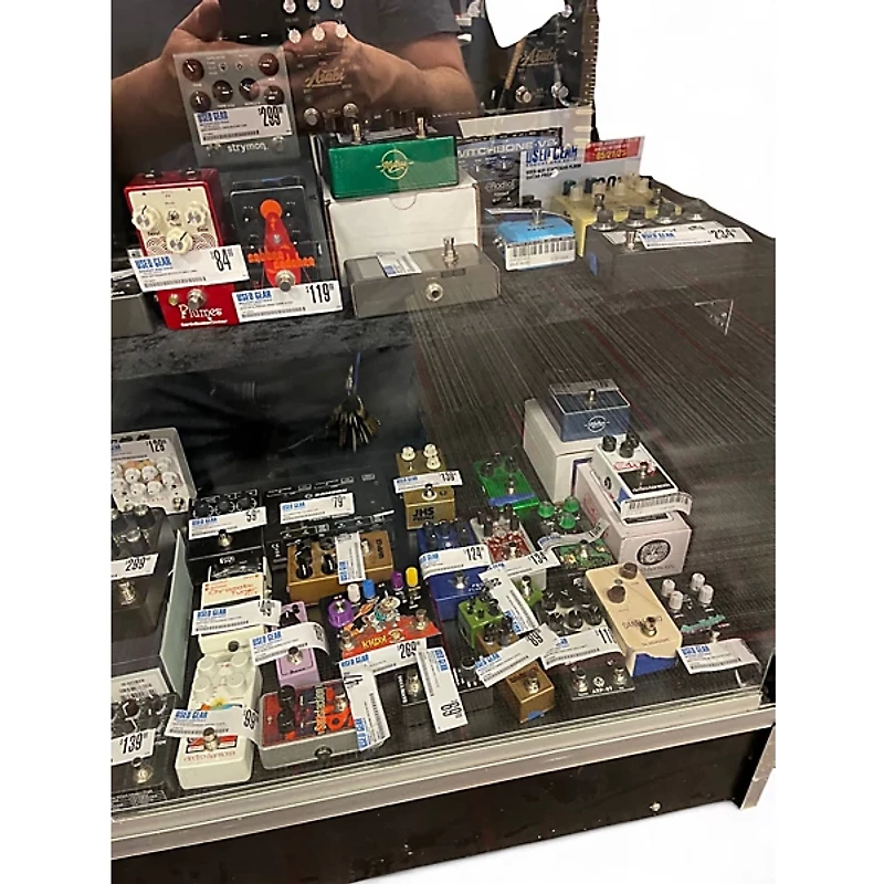 Used Source Audio Nemesis Effect Pedal