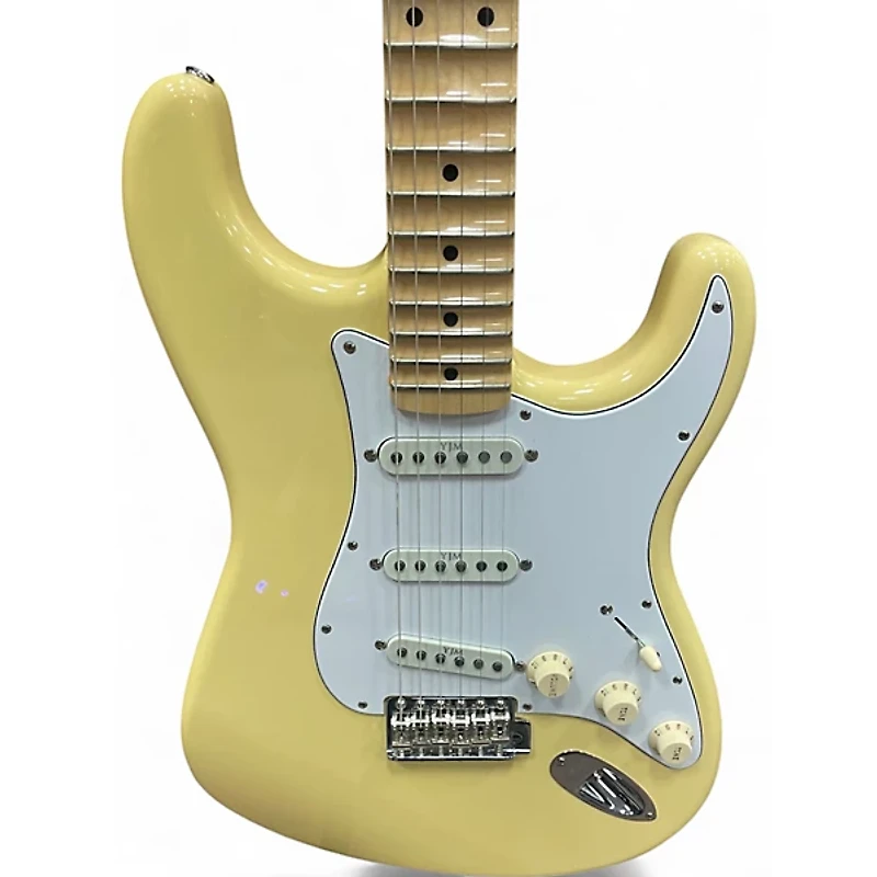 Used Fender Artist Series Yngwie Malmsteen Stratocaster Cream Solid Body Electric Guitar