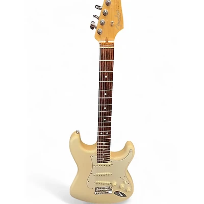 Used Fender American Professional Stratocaster SSS Olympic White Solid Body Electric Guitar