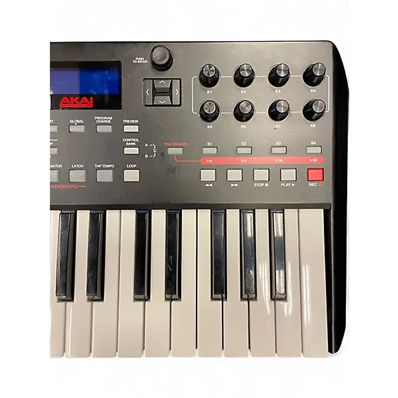 Used Akai Professional MPK225 25-Key MIDI Controller