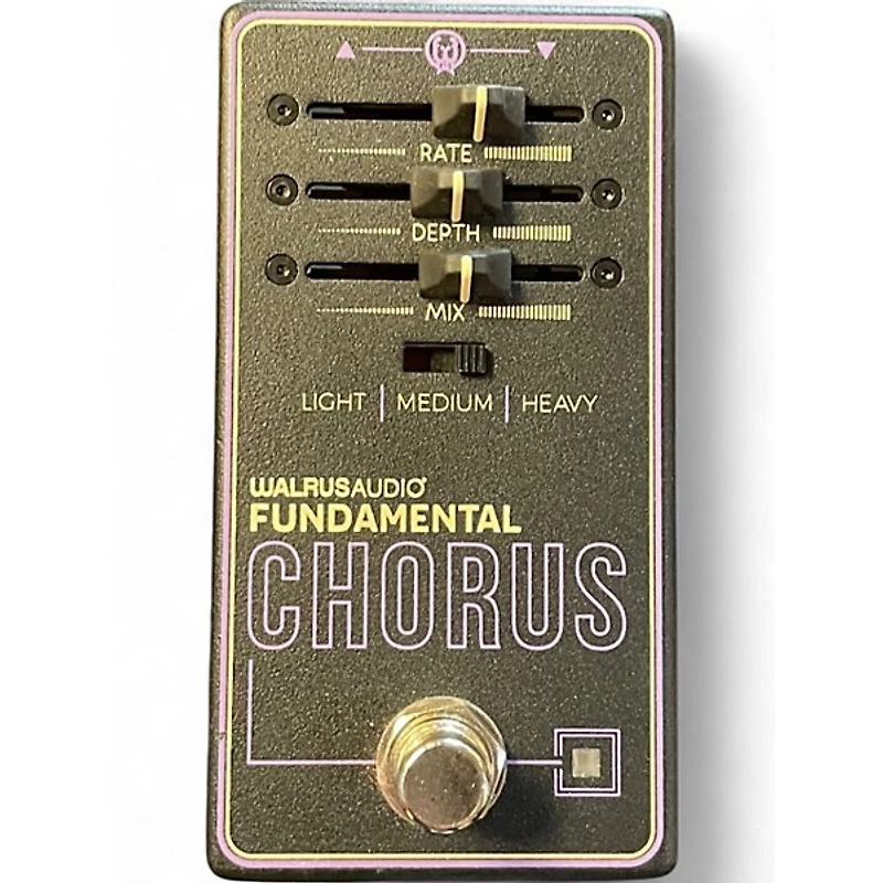 Used Walrus Audio fundamental chorus Effect Pedal