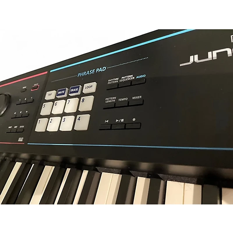 Used Roland JUNO-DS88 Synthesizer
