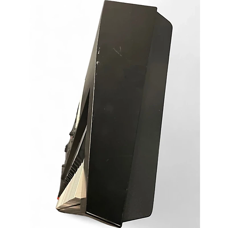 Used Roland FA08 Keyboard Workstation