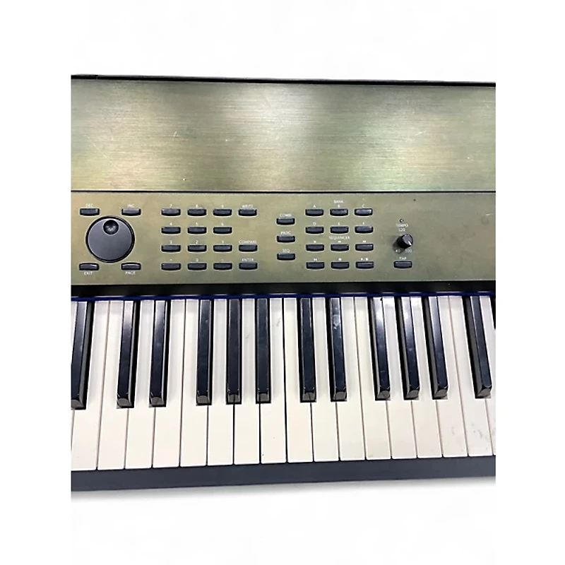 Used KORG Krome 88 Key Keyboard Workstation