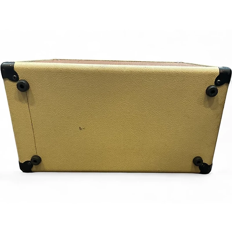 Used Roland BC-30 Guitar Combo Amp