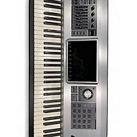Used Roland Fantom G8 88 Key Keyboard Workstation