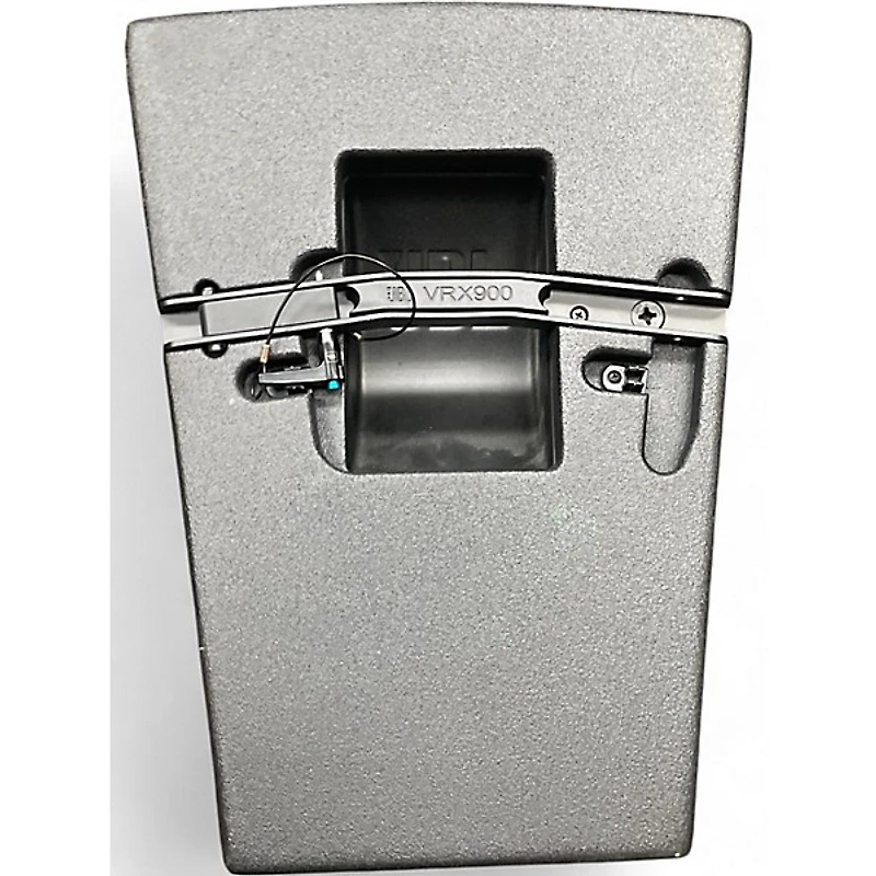 Used JBL VRX932LAP Powered Speaker